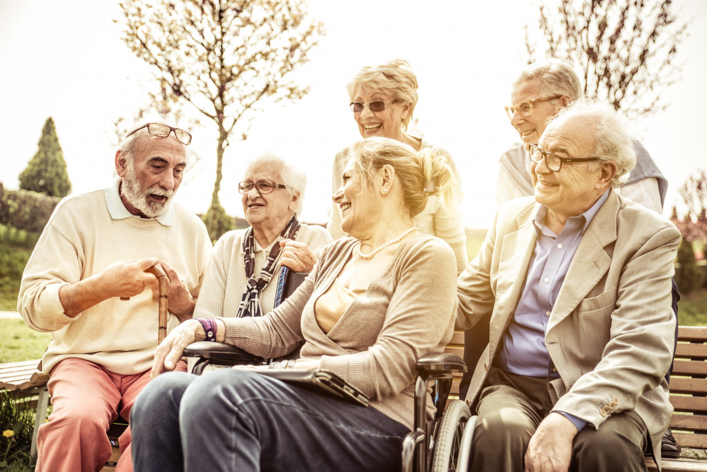 Seniors with arthritis gathering 